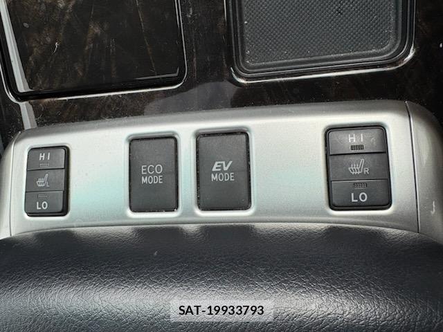 Toyota VELLFIRE 2012-06 8814487-19
