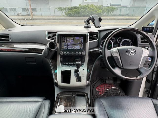 Toyota VELLFIRE 2012-06 8814487-2
