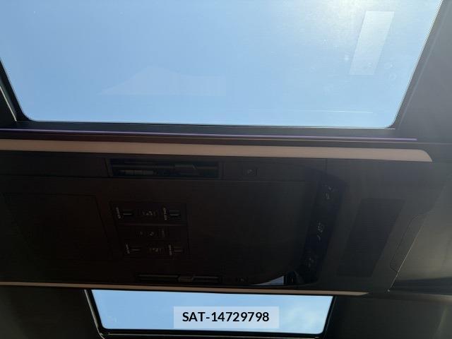 Toyota VELLFIRE 2025-07 8815064-19