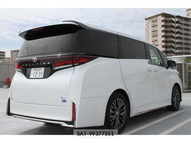 Toyota VELLFIRE 2025-09 8815435-13