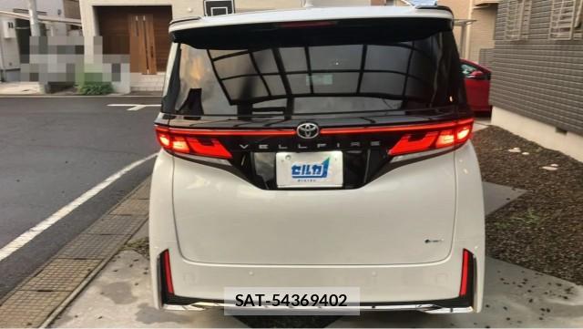 Toyota VELLFIRE 2024-12 8815504-1