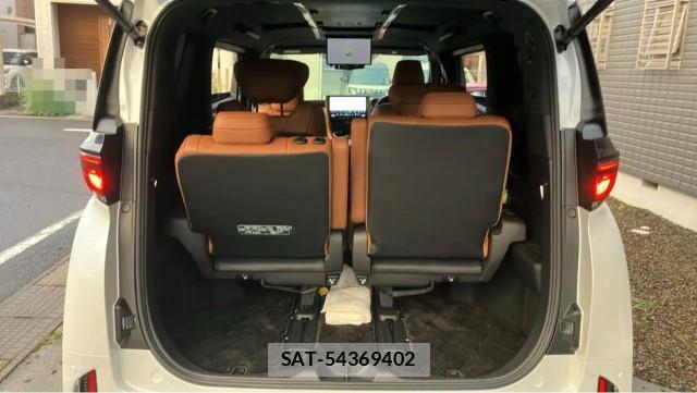 Toyota VELLFIRE 2024-12 8815504-17
