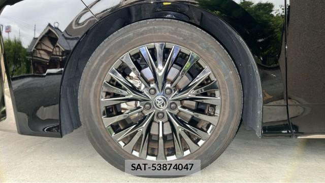 Toyota VELLFIRE 2024-03 8815570-8