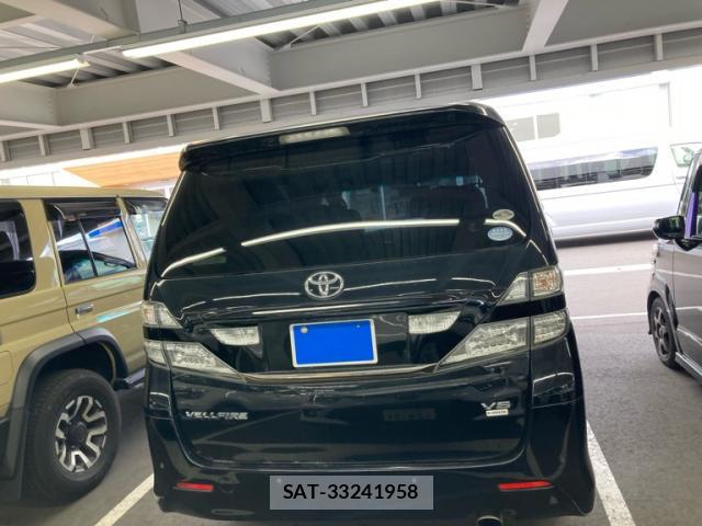 Toyota VELLFIRE 2009-12 8812108-2