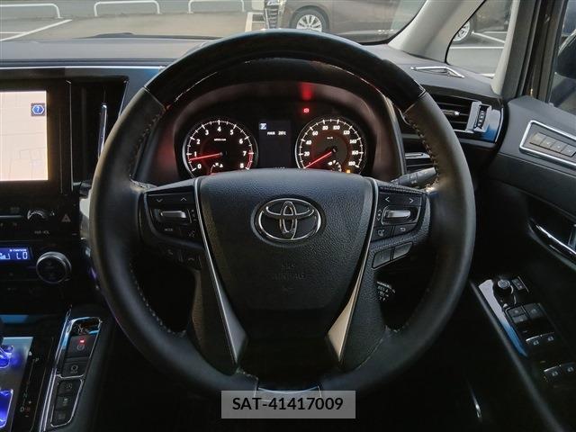 Toyota VELLFIRE 2019-03 8812804-18