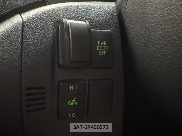 Toyota VELLFIRE 2013-07 8812848-14