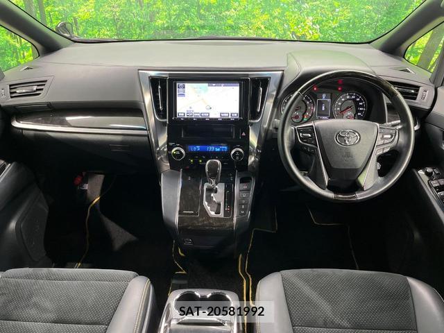Toyota VELLFIRE 2017-10 8812886-1