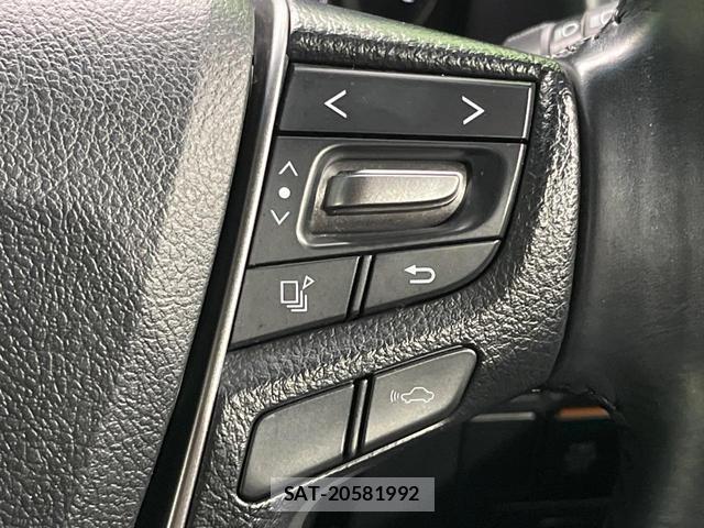 Toyota VELLFIRE 2017-10 8812886-4