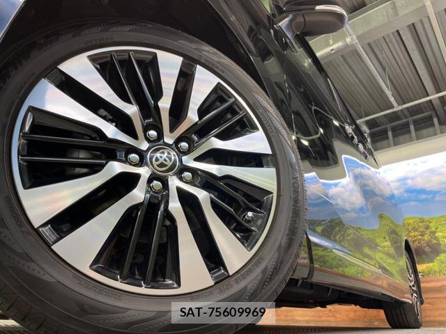 Toyota VELLFIRE 2019-09 8812963-13