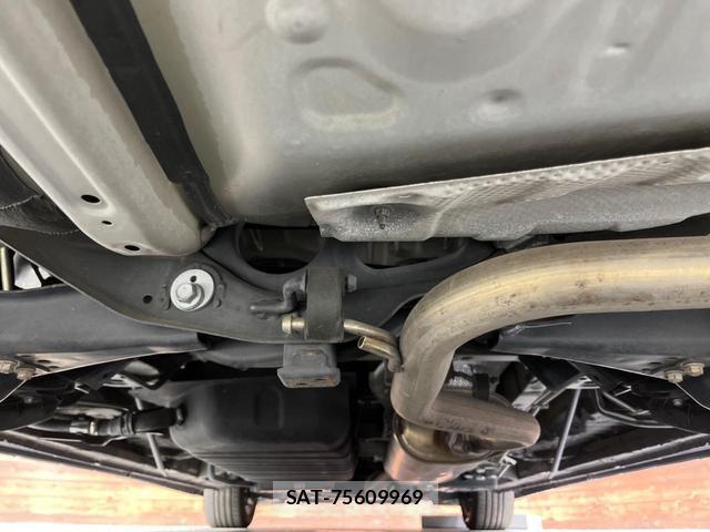 Toyota VELLFIRE 2019-09 8812963-17