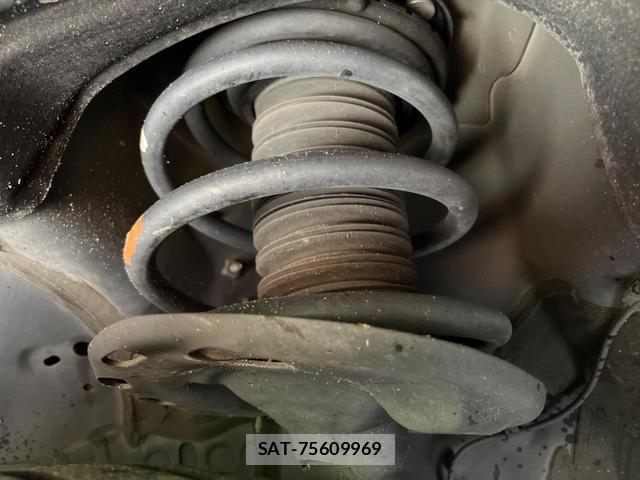 Toyota VELLFIRE 2019-09 8812963-18