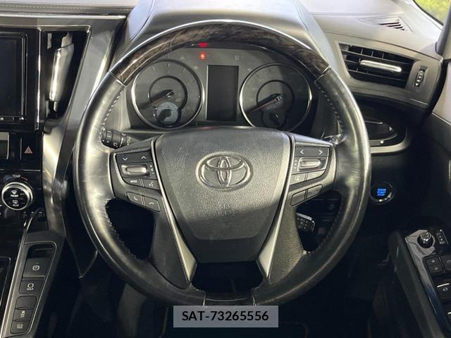 Toyota VELLFIRE 2017-08 8812965-11