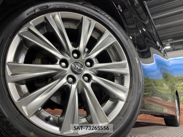 Toyota VELLFIRE 2017-08 8812965-13