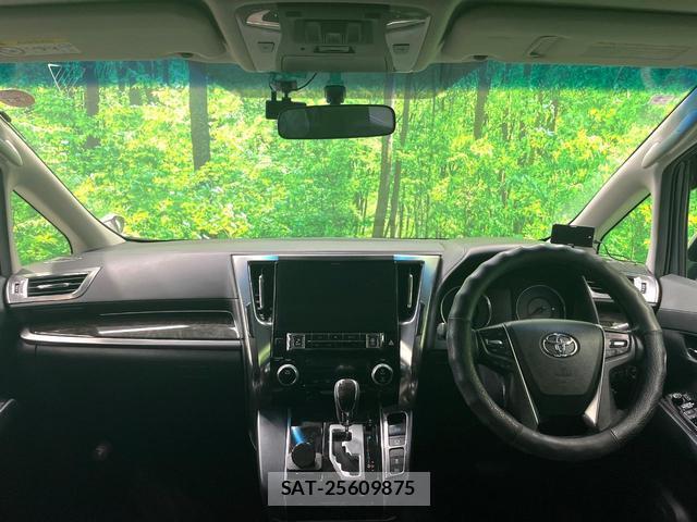 Toyota VELLFIRE 2017-01 8813201-1