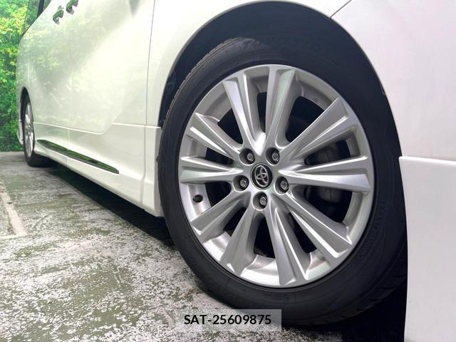 Toyota VELLFIRE 2017-01 8813201-11