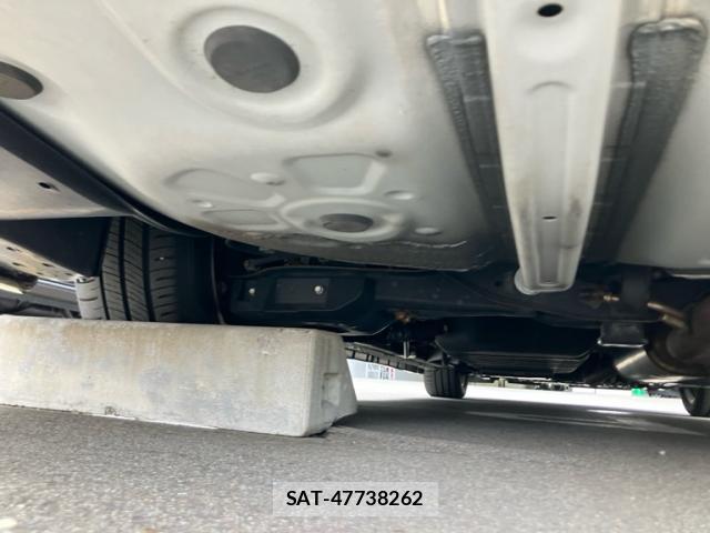 Toyota VELLFIRE 2015-09 8813586-8