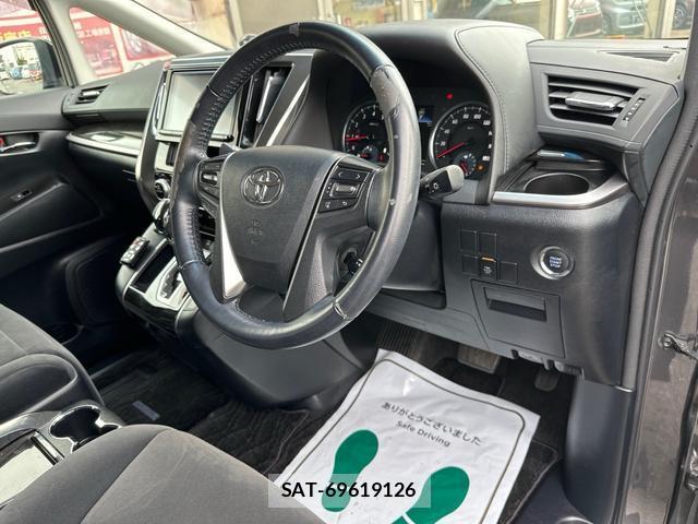 Toyota VELLFIRE 2017-03 8814418-13