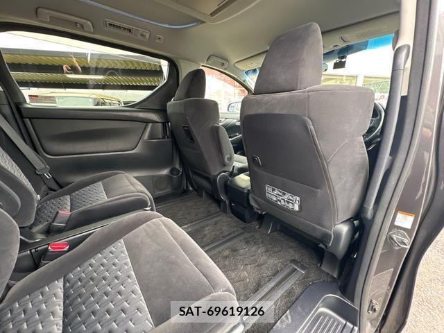 Toyota VELLFIRE 2017-03 8814418-16