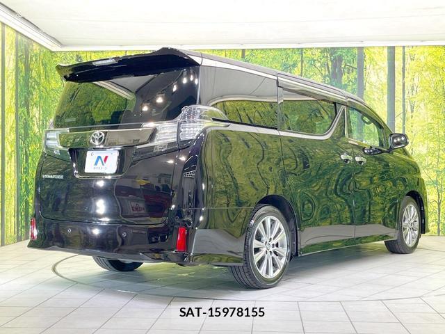 Toyota VELLFIRE 2017-10 8814842-17
