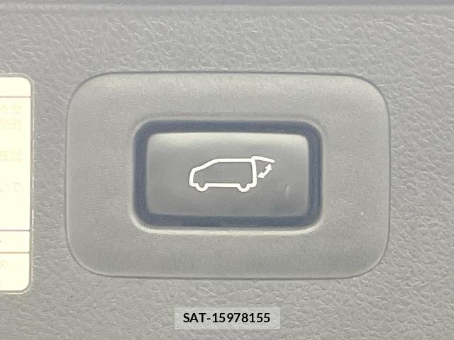 Toyota VELLFIRE 2017-10 8814842-6