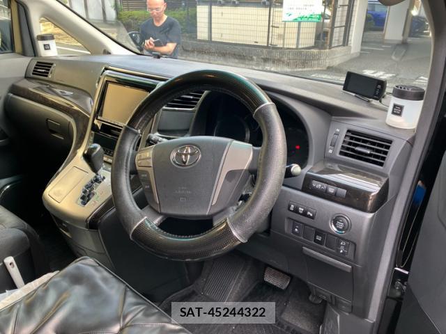 Toyota VELLFIRE 2012-05 8815215-4