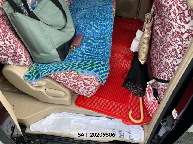 Toyota VELLFIRE 2009-11 8815257-9