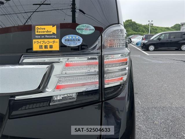 Toyota VELLFIRE 2016-11 8815448-18
