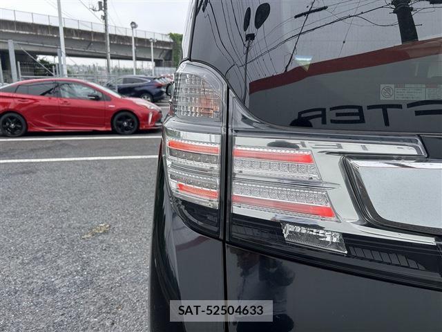 Toyota VELLFIRE 2016-11 8815448-19