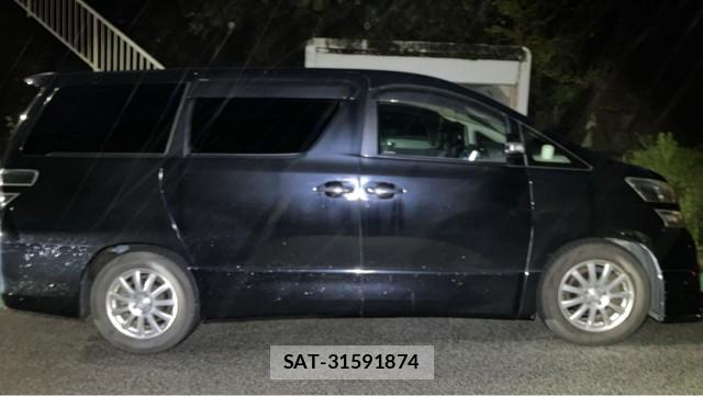 Toyota VELLFIRE 2009-08 8815520-3