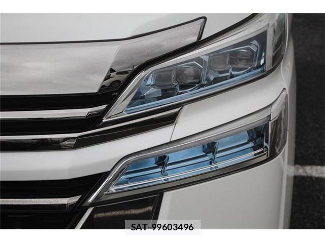 Toyota VELLFIRE 2020-04 8815678-19