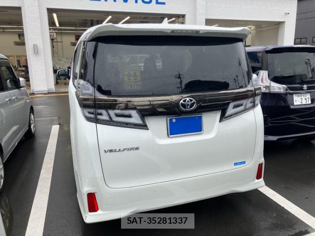 Toyota VELLFIRE 2021-12 8816330-1