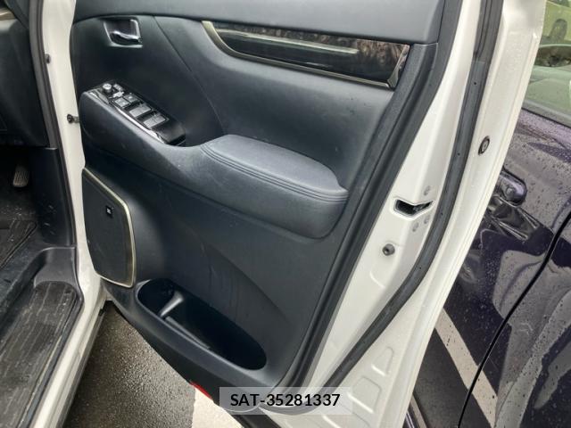 Toyota VELLFIRE 2021-12 8816330-5