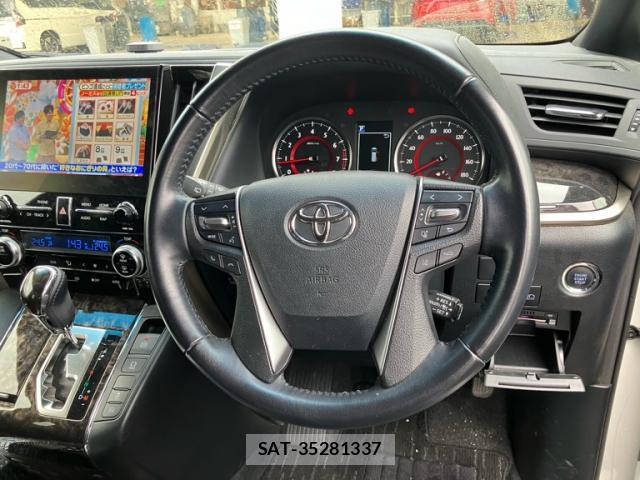 Toyota VELLFIRE 2021-12 8816330-7