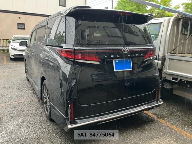 Toyota VELLFIRE 2024-06 8816402-2