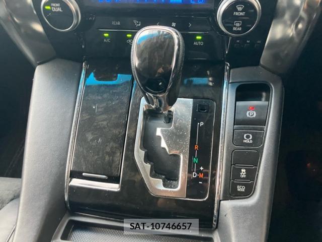 Toyota VELLFIRE 2017-01 8816406-11