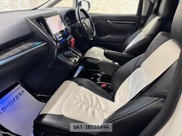 Toyota VELLFIRE 2015-05 8817028-10