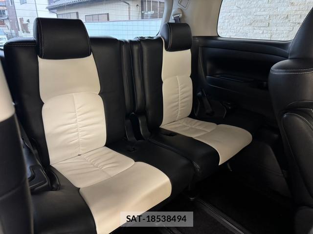 Toyota VELLFIRE 2015-05 8817028-13