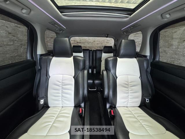 Toyota VELLFIRE 2015-05 8817028-15