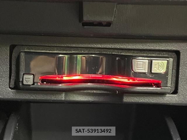 Toyota VELLFIRE 2019-09 8817038-5