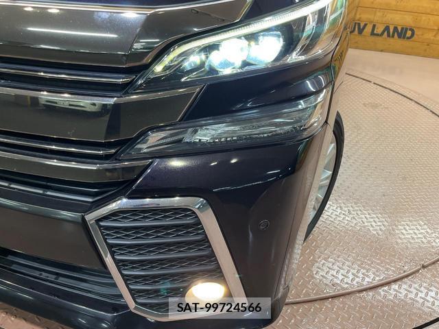 Toyota VELLFIRE 2015-04 8817381-12