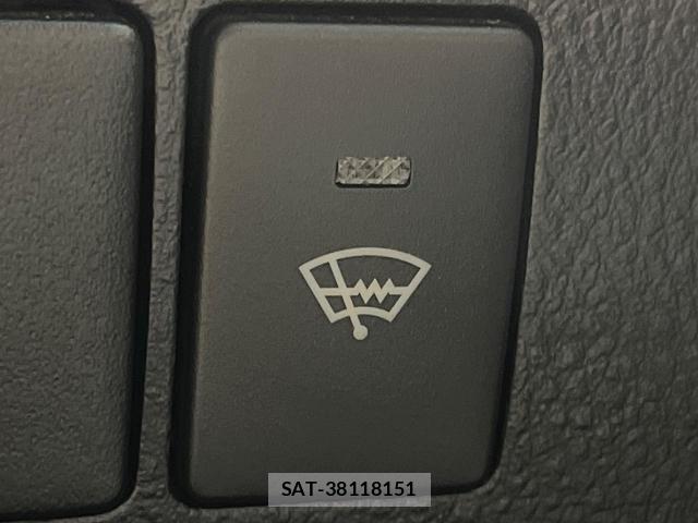 Toyota VELLFIRE 2016-03 8817830-2