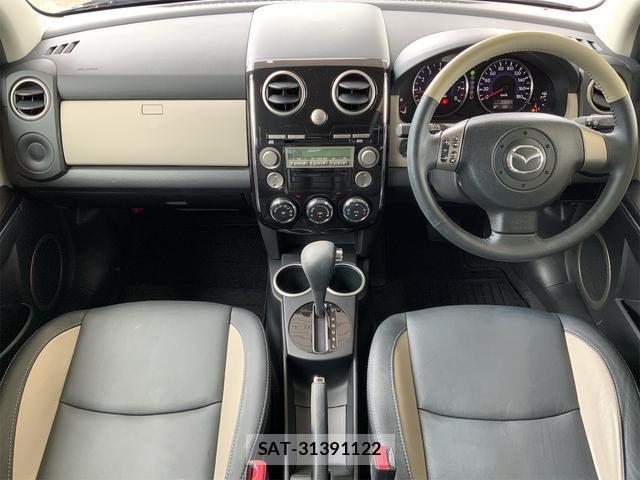 Mazda VERISA 2013-04 8813017-12
