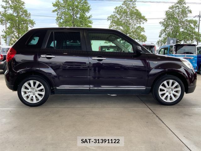 Mazda VERISA 2013-04 8813017-3