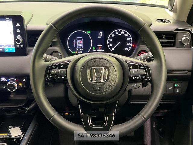 Honda VEZEL 2025-04 8812076-10