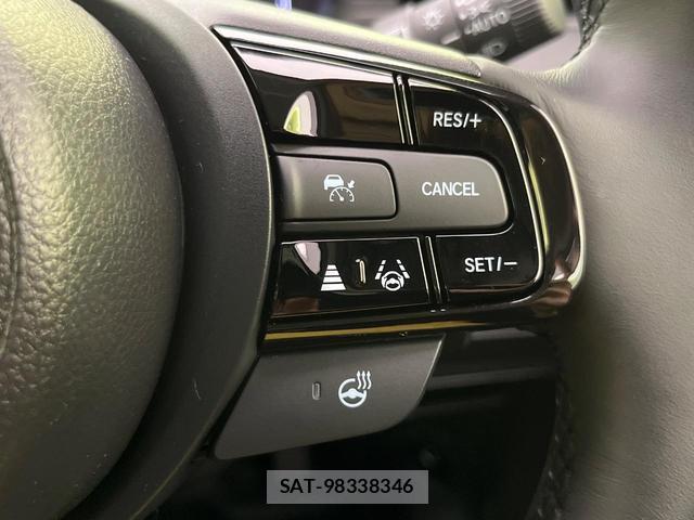 Honda VEZEL 2025-04 8812076-4