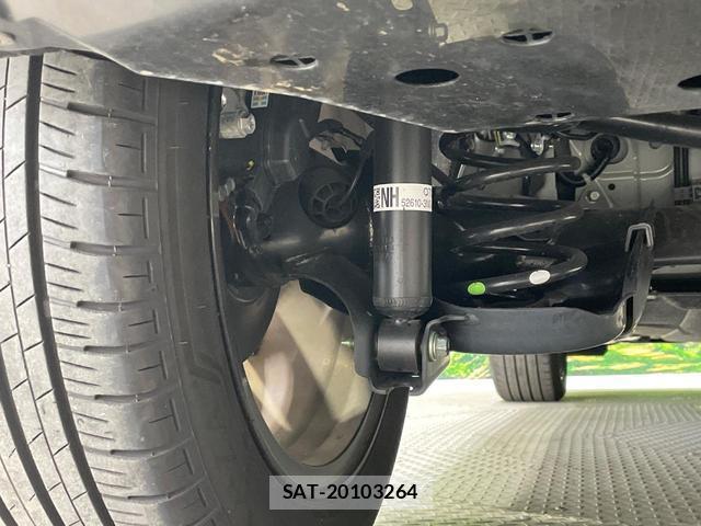 Honda VEZEL 2024-06 8812256-19