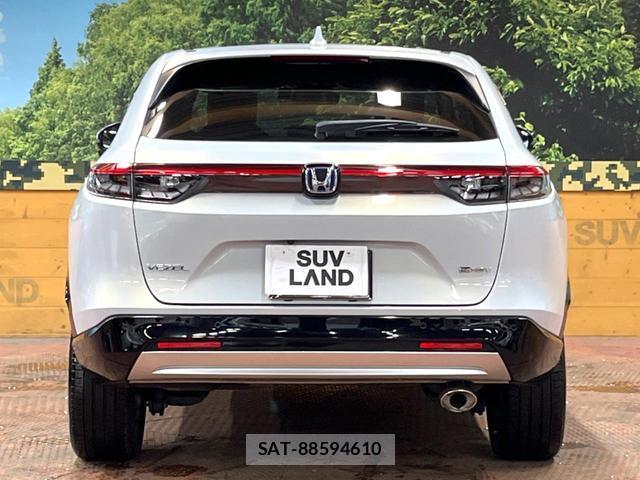 Honda VEZEL 2021-10 8812658-14