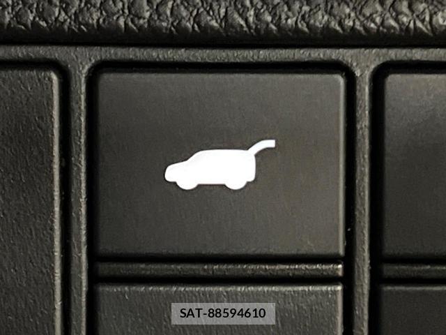 Honda VEZEL 2021-10 8812658-4