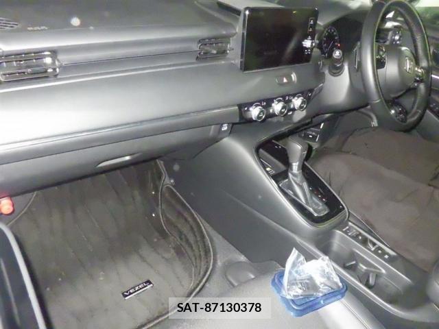 Honda VEZEL 2022-04 8813059-2