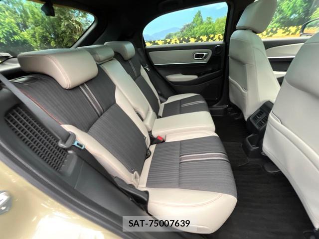 Honda VEZEL 2021-08 8813730-8